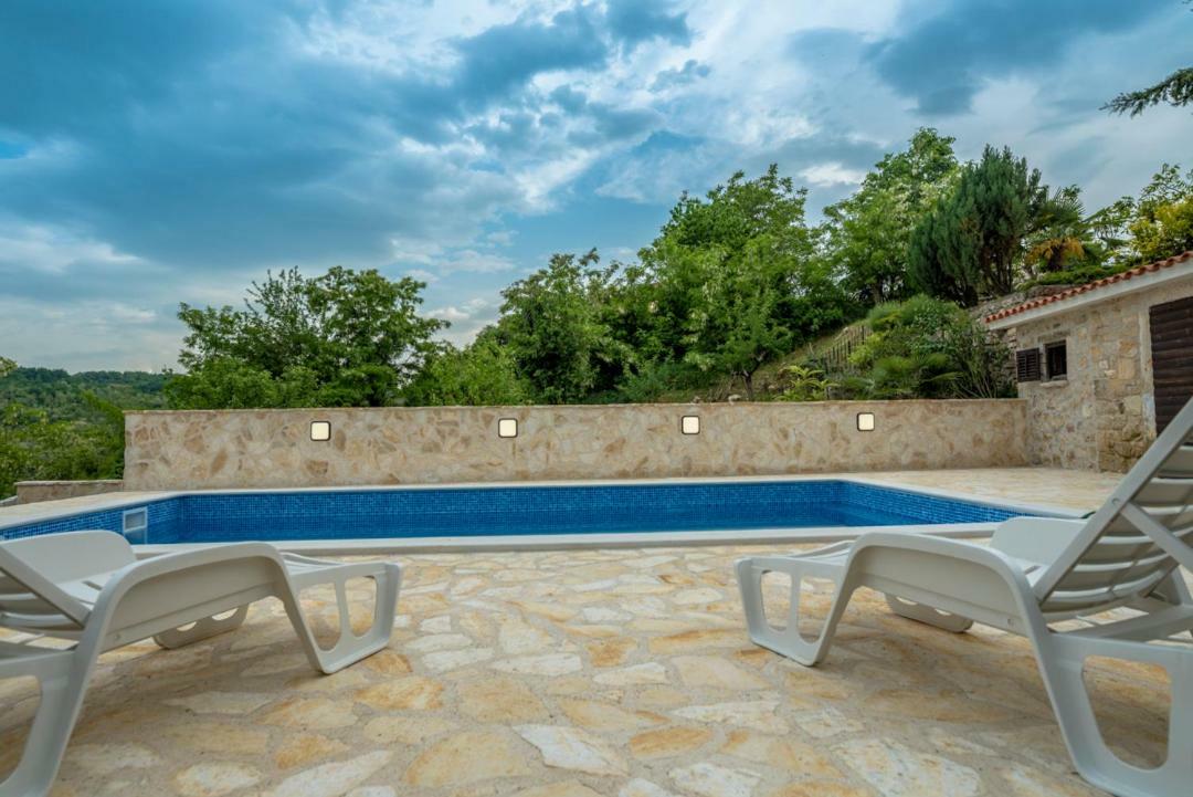 Holiday Home Vižinada Kültér fotó