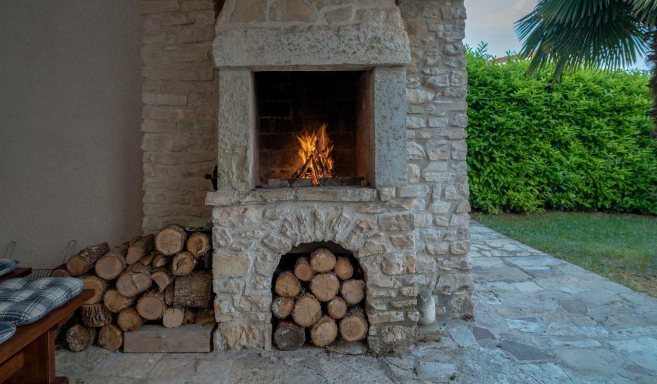 Holiday Home Vižinada Kültér fotó