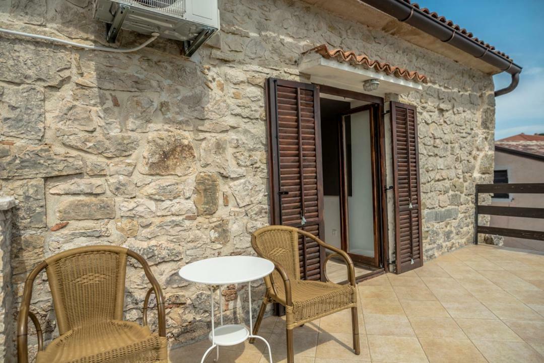 Holiday Home Vižinada Kültér fotó